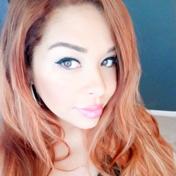 Meet your Posher, Kristin - Picture 1 of 1